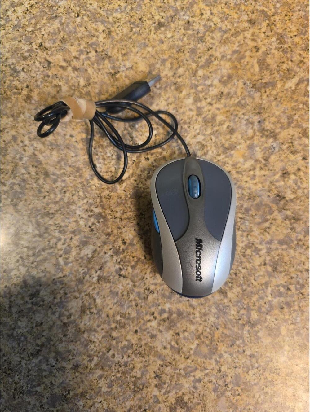 Vintage Microsoft Notebook Optical Mouse 3000 Model 1049 USB Wired - Working